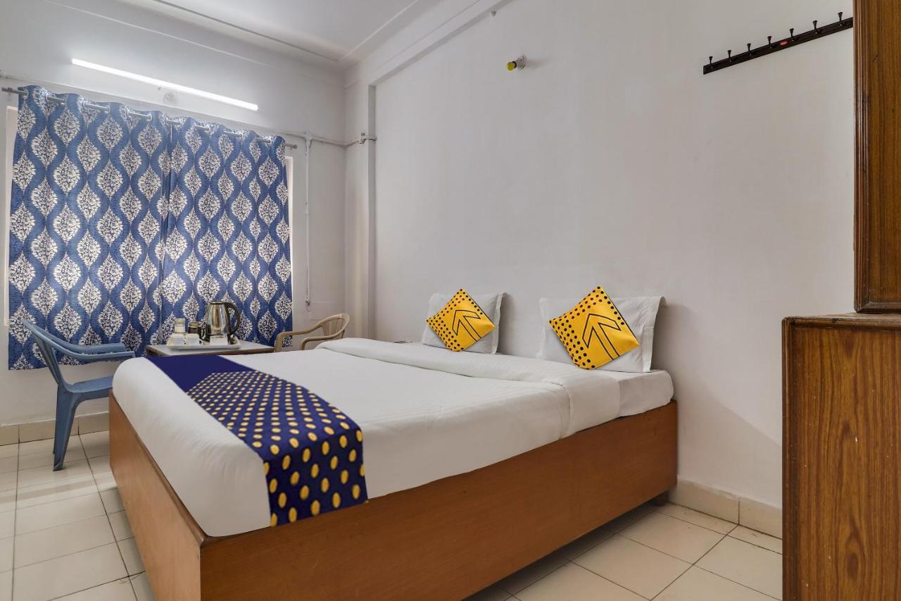 Spot On Apsara Hotel Hyderabad Eksteriør bilde