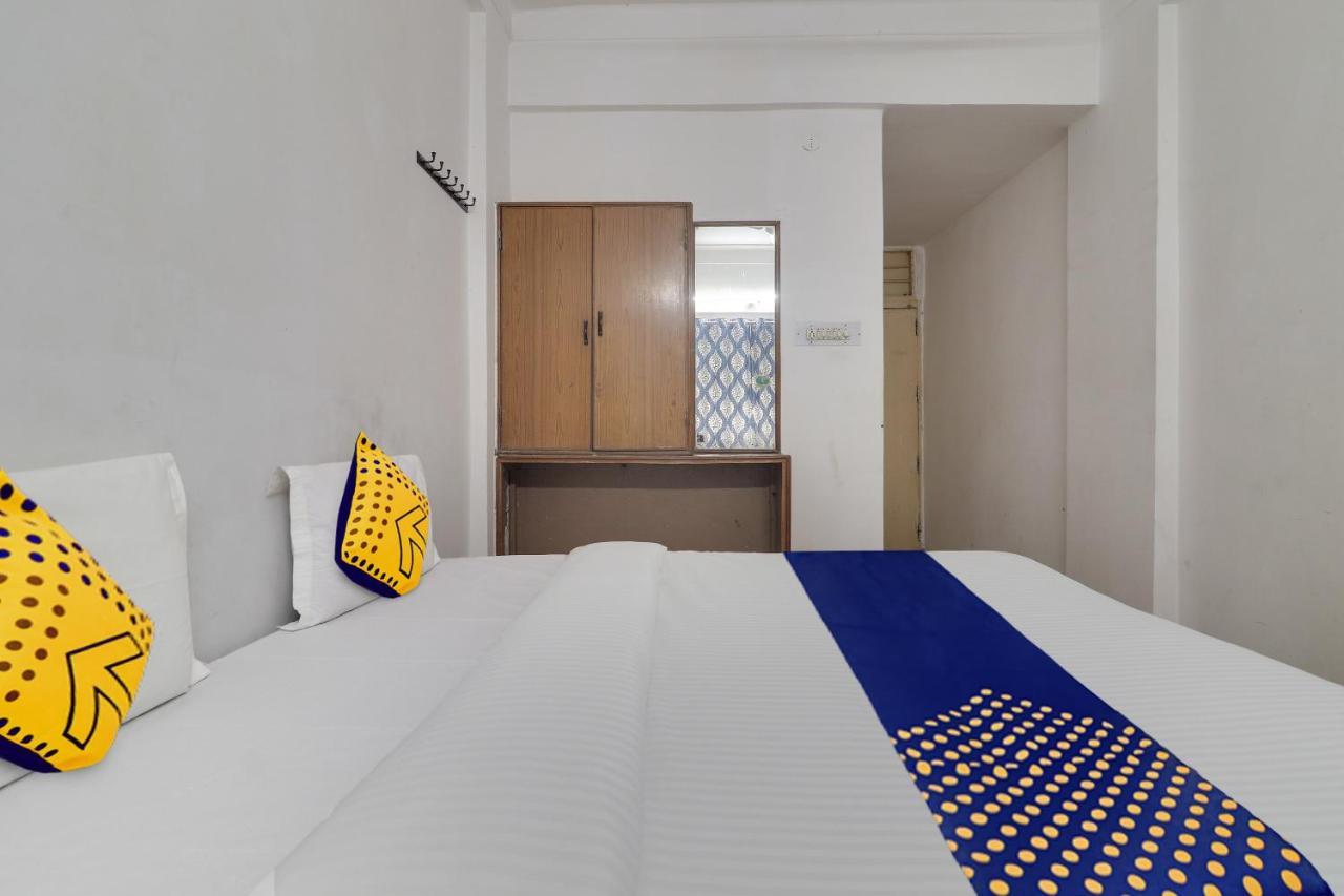 Spot On Apsara Hotel Hyderabad Eksteriør bilde