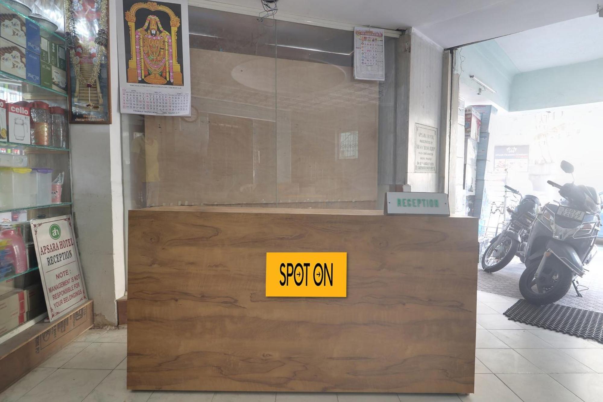 Spot On Apsara Hotel Hyderabad Eksteriør bilde